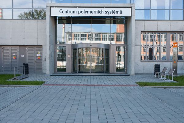 Centrum polymerních systémů